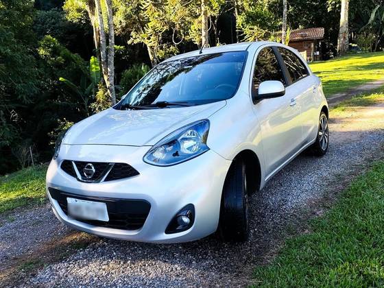 NISSAN MARCH 1.6 SL 16V FLEXSTART 4P XTRONIC